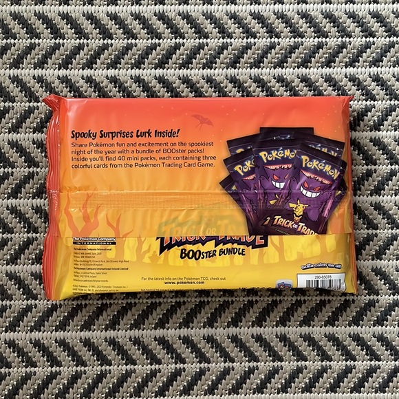 Pokemon Trading Card Games: Trick or Trade BOOster Bundle (2023) - Picture 2 of 2